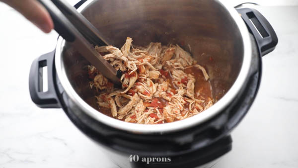 Cook chicken breasts in an Instant Pot