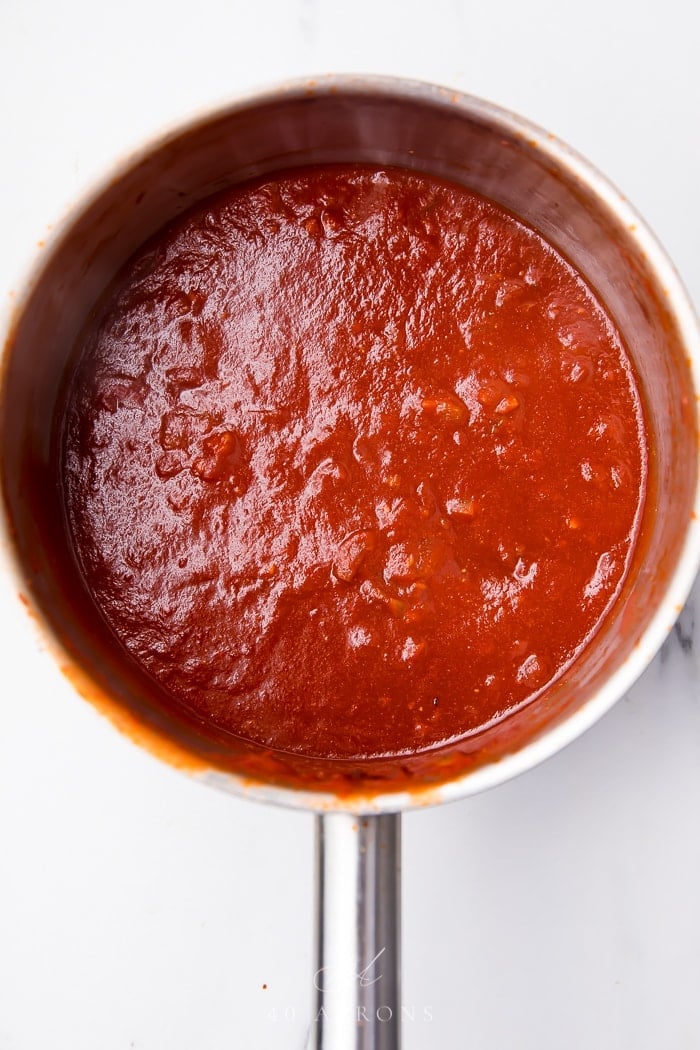 The cooked sauce in a pan