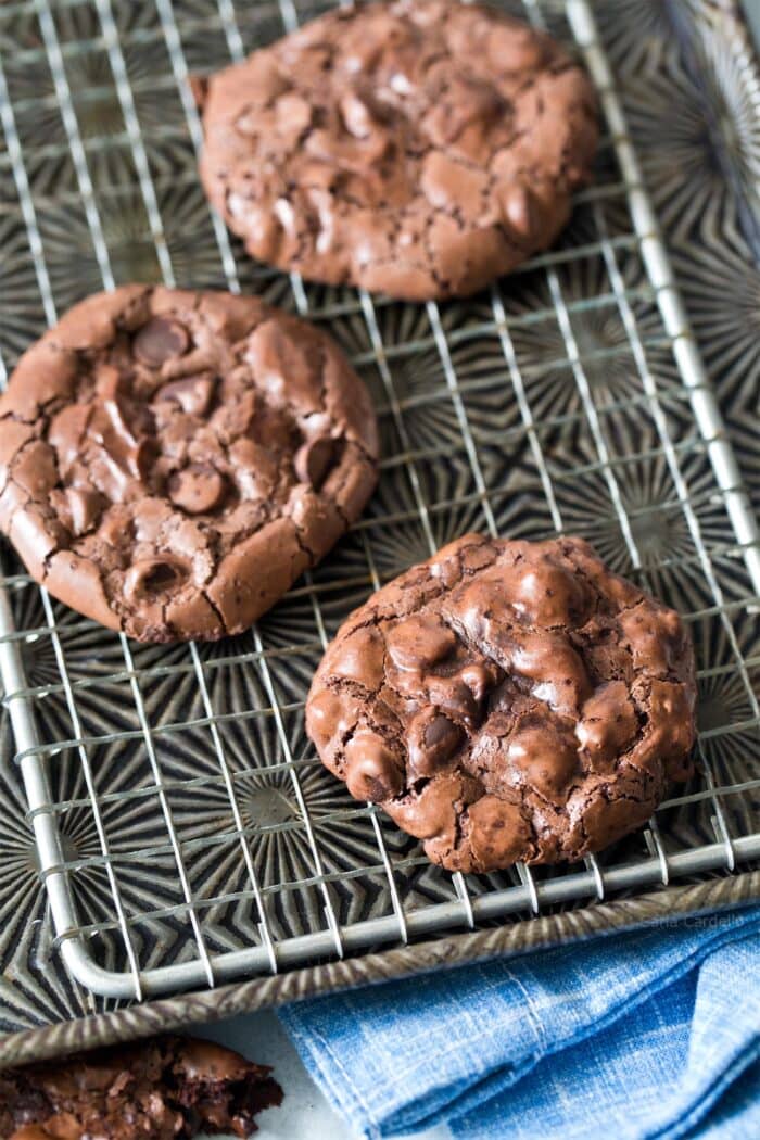 Flourless chocolate chip cookies