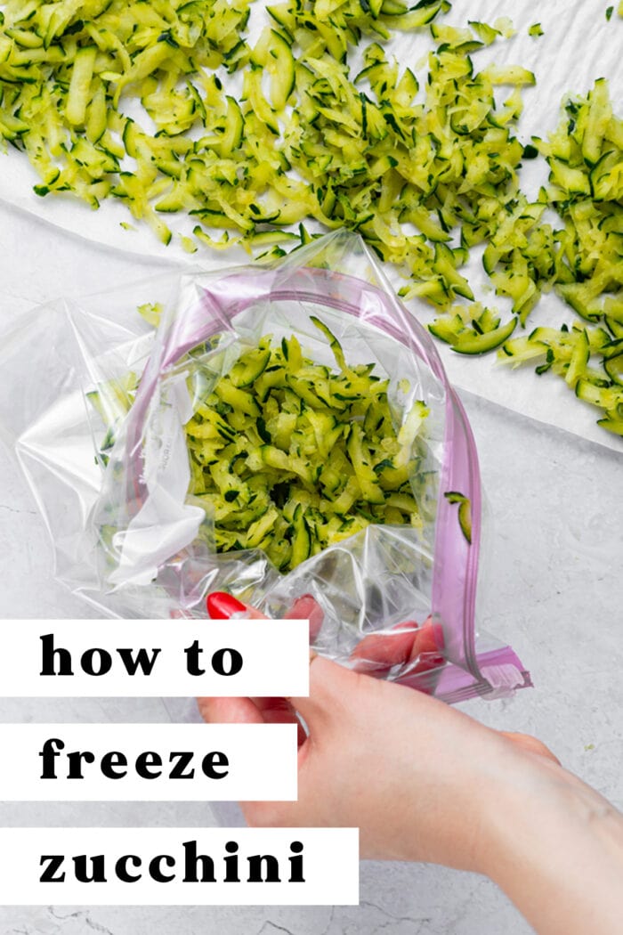 Pin graphic for how to freeze zucchini